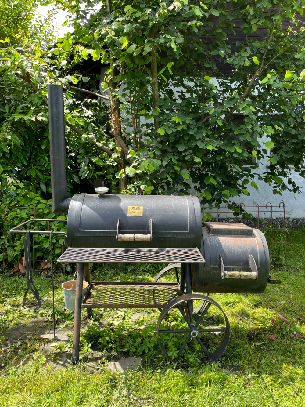 Joe's Barbecue Smoker