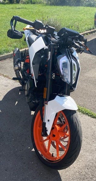 KTM 390 Duke