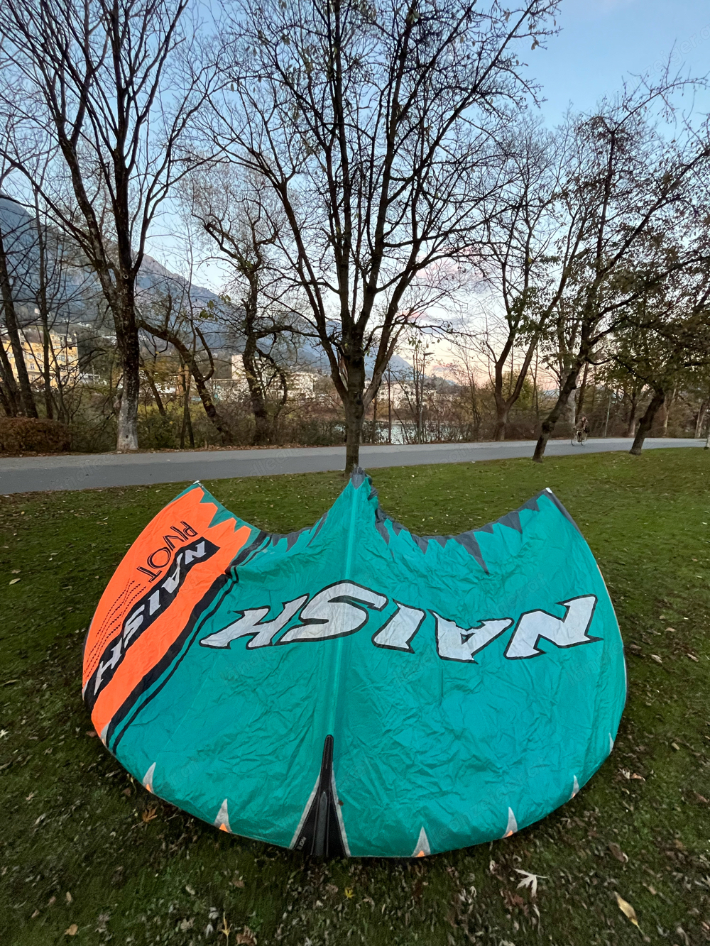 9qm und 12qm Naishkite + Twintip Board