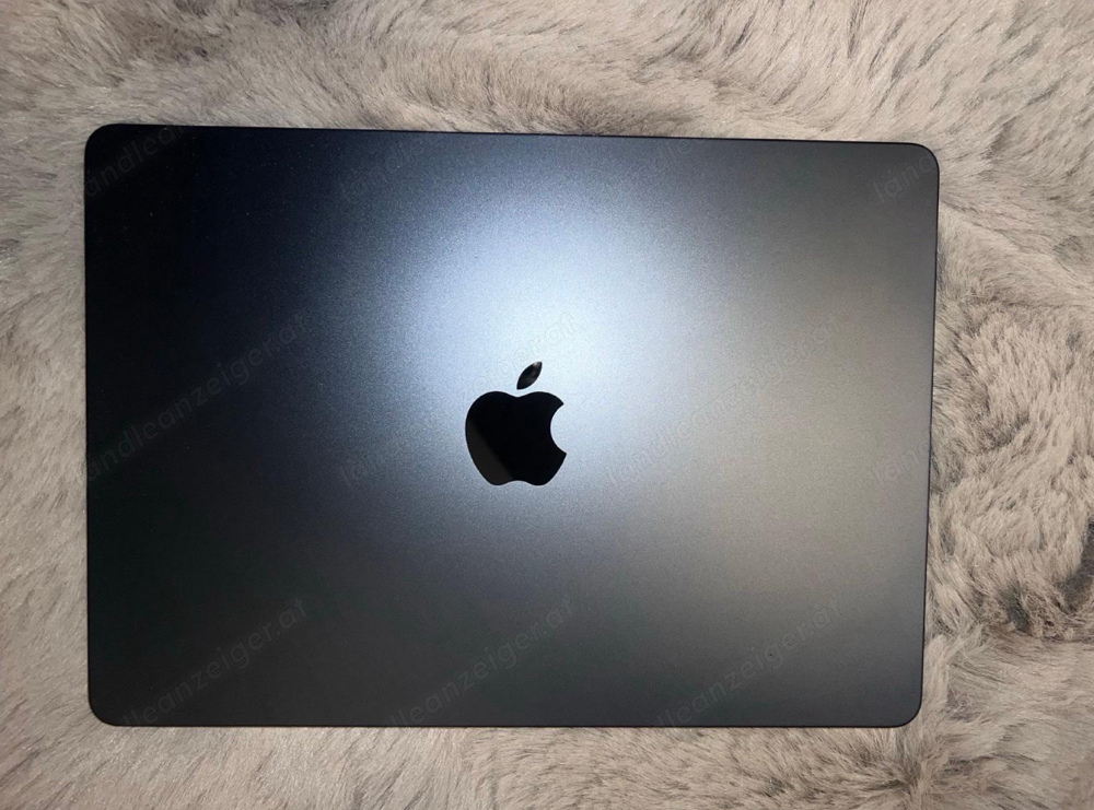 13,6  MacBook Air (M2, 2022)