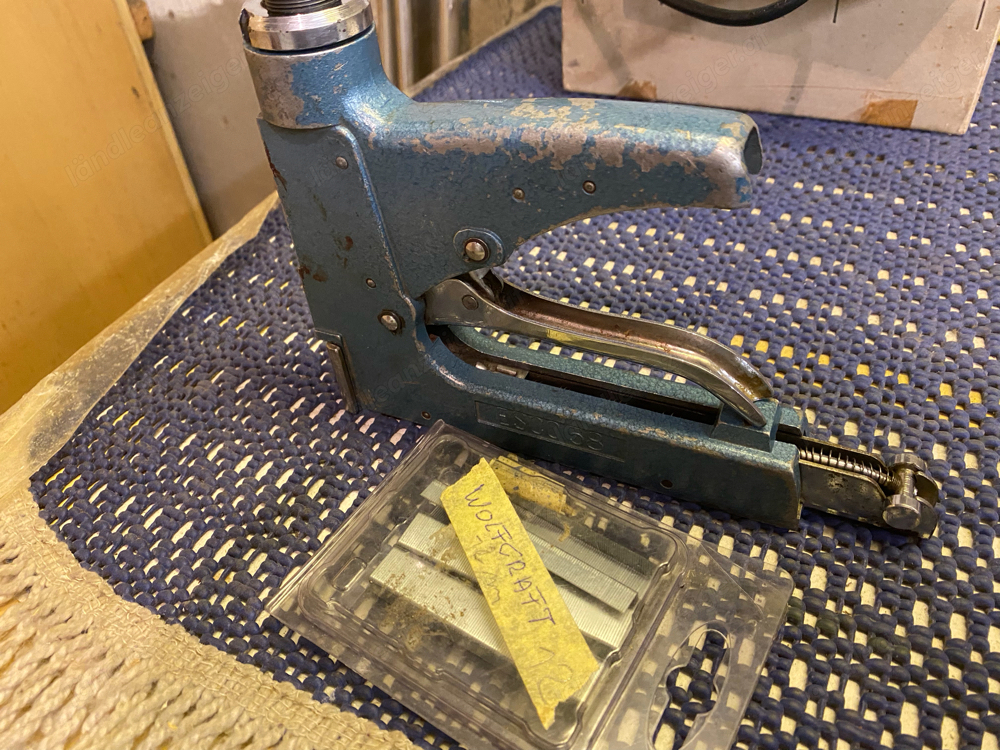 Handtacker ESCO58