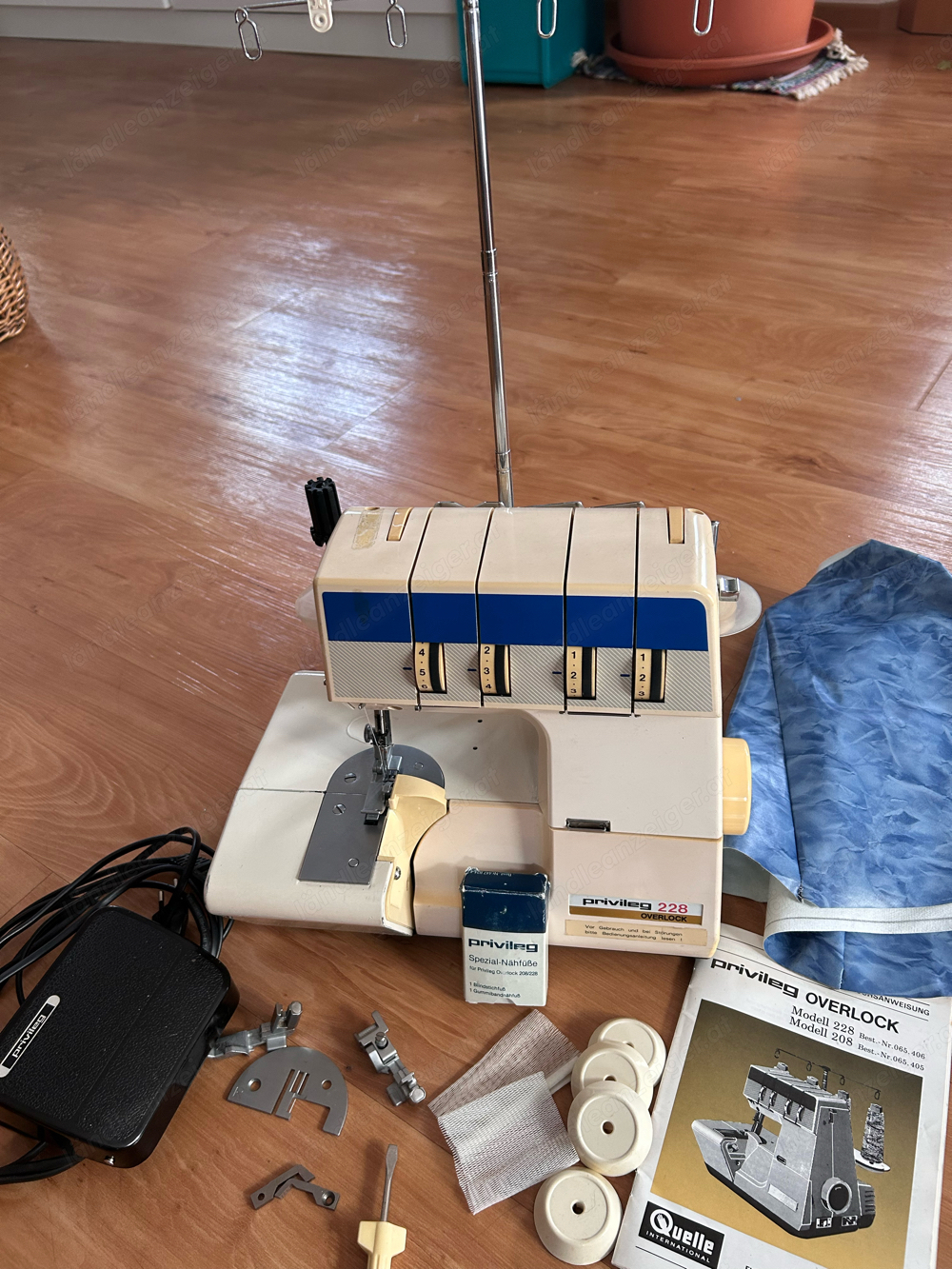 Privileg Overlock 228