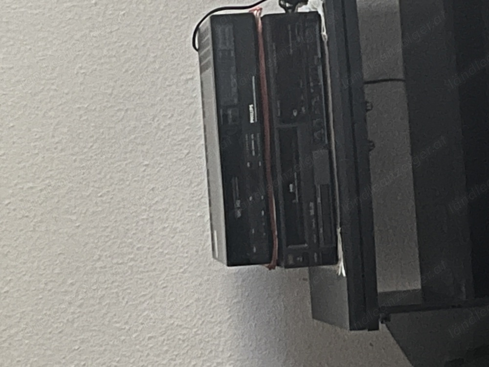 Verkaufe zwei Video Geräten , für große Kassetten?? Verkaufe zwei Video Geräten , für große Kassetten??
