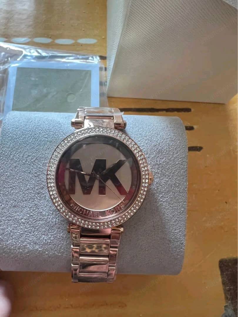 Uhr für Frauen Michael Kors  nie benutzt 