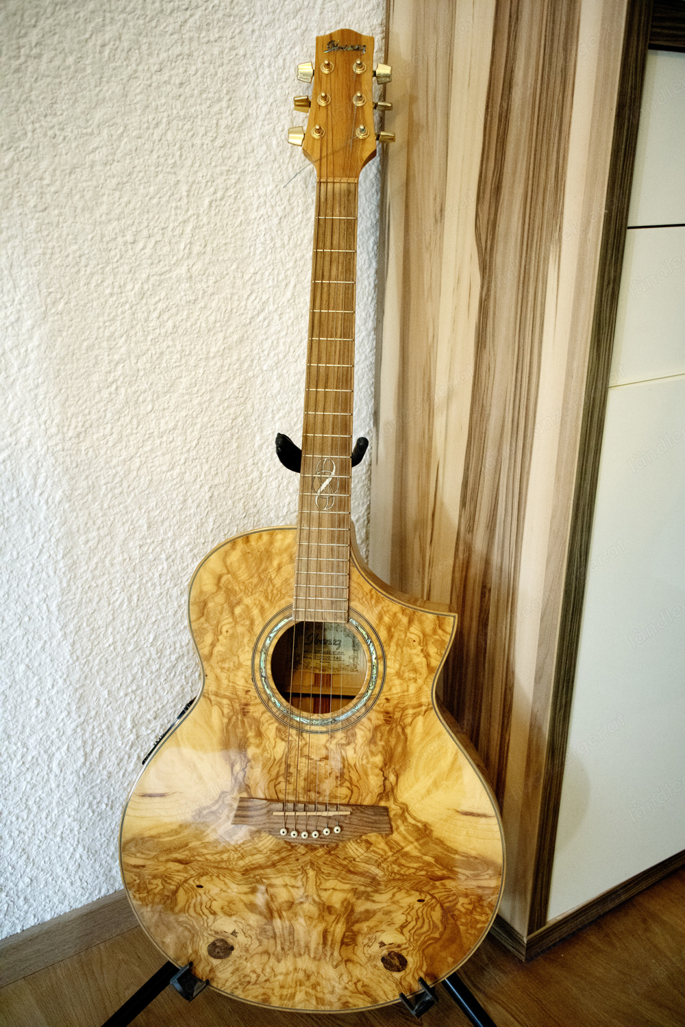 Ibanez Jumbo-Gitarre aus Olivenholz   Traumklang, top Zustand inkl. Tasche! (EW35ABE-NT Exotic Wood)