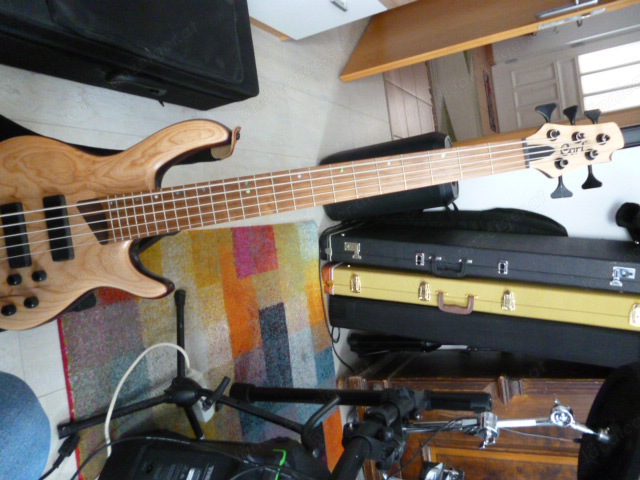 Bassgitarre Cort B5 Element E-Bass, Aktiv