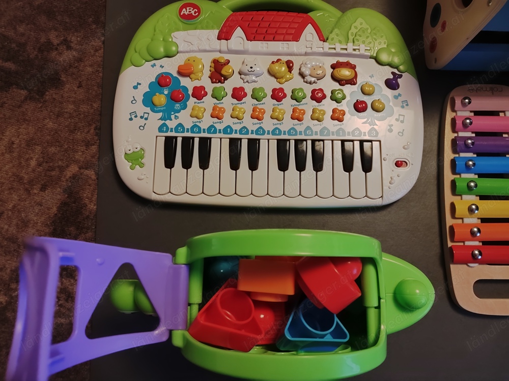 Keyboard und  Sortier- und Stapelschnecke mit Sound 