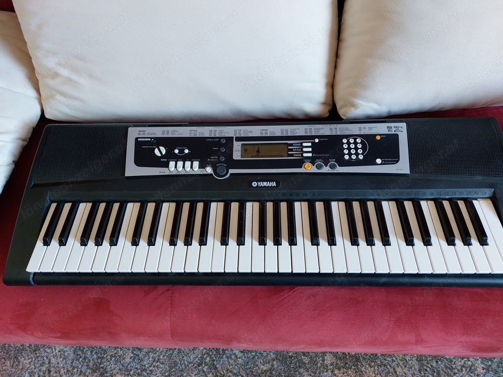 Yamaha Keyboard 