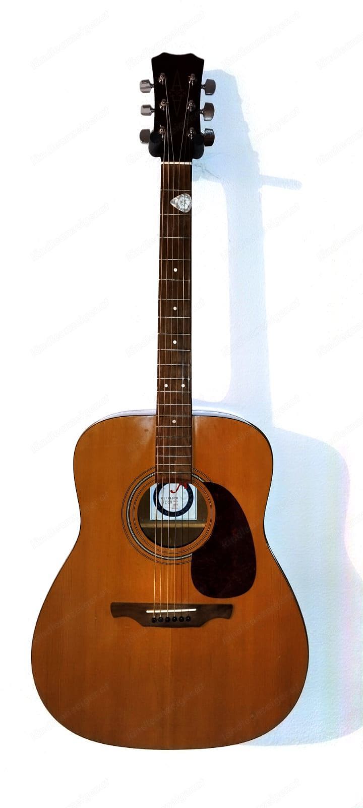 Western Gitarre Alvarez Regent mit neuen Eric Clapton Saiten 