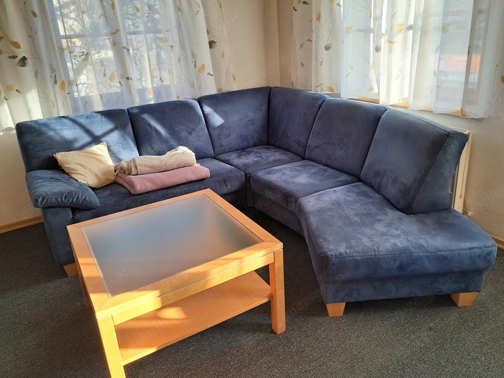 Blaue Couch zu verschenken 