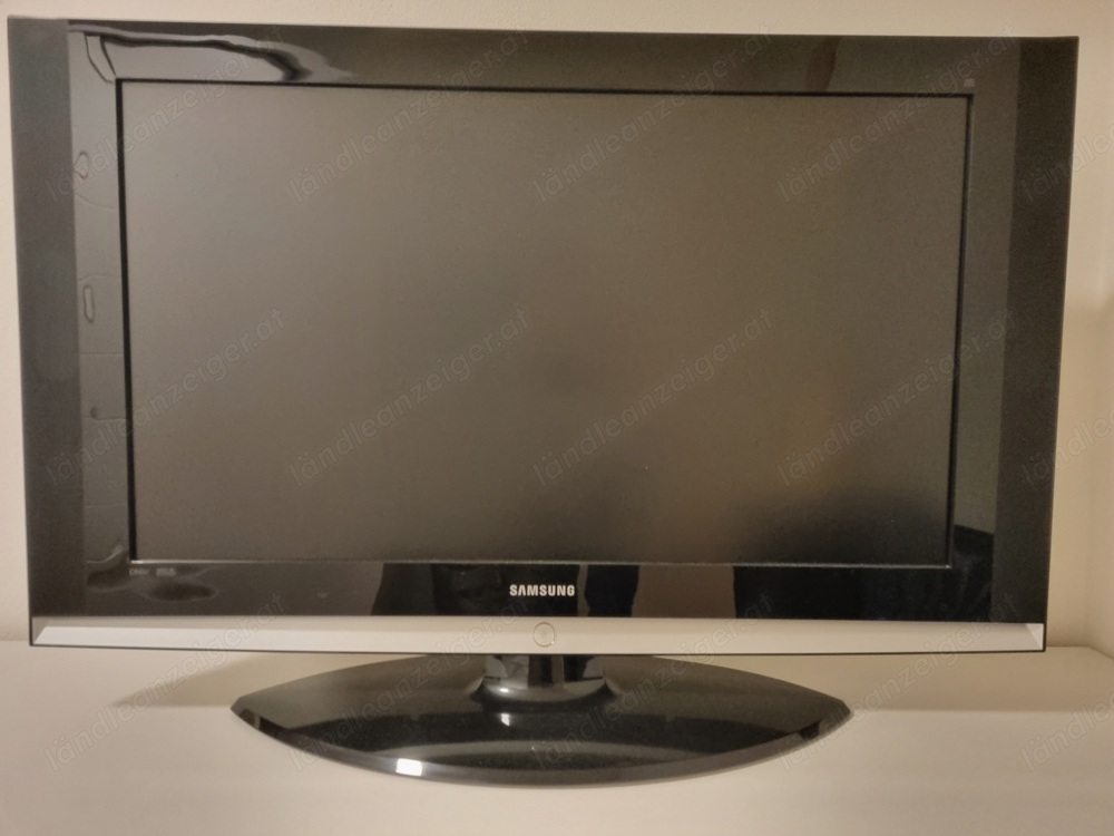 Samsung LCD-TV mit Fernbedienung