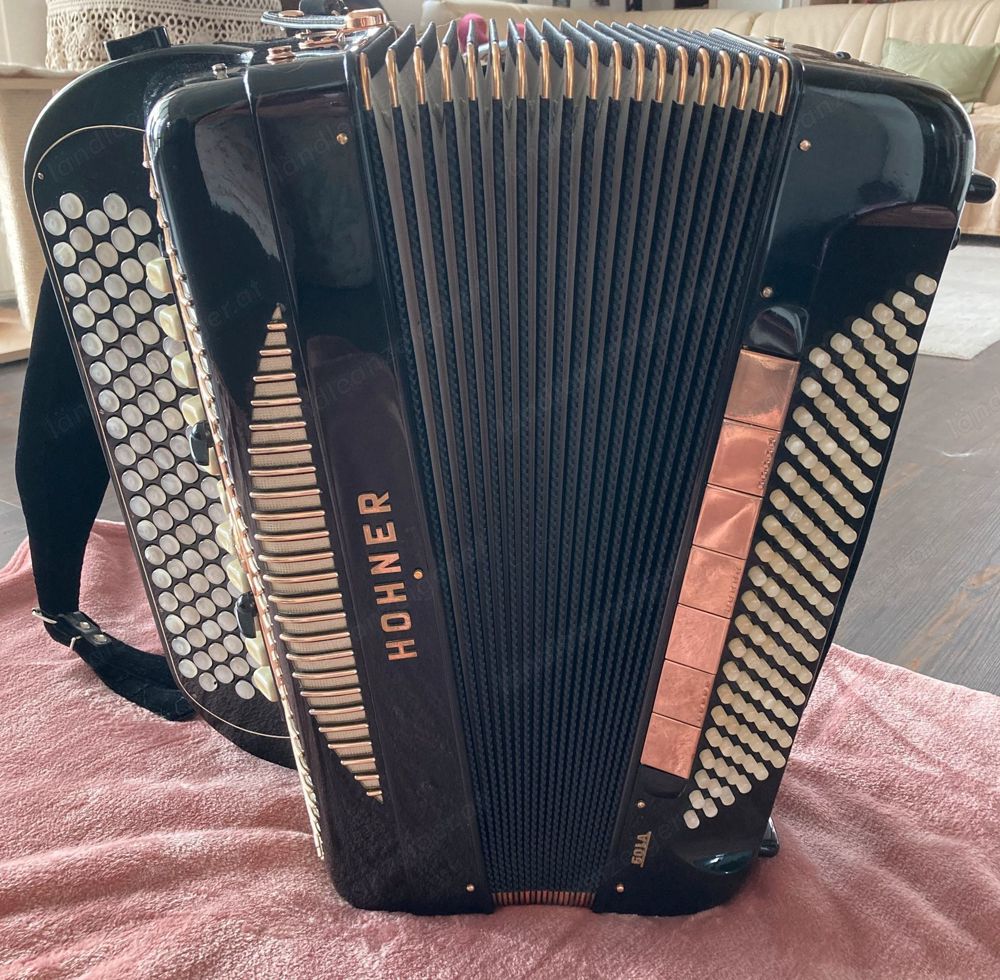 Hohner Akkordeon Gola 5-chörig Cassotto B-Griff flach 1963 Koffer