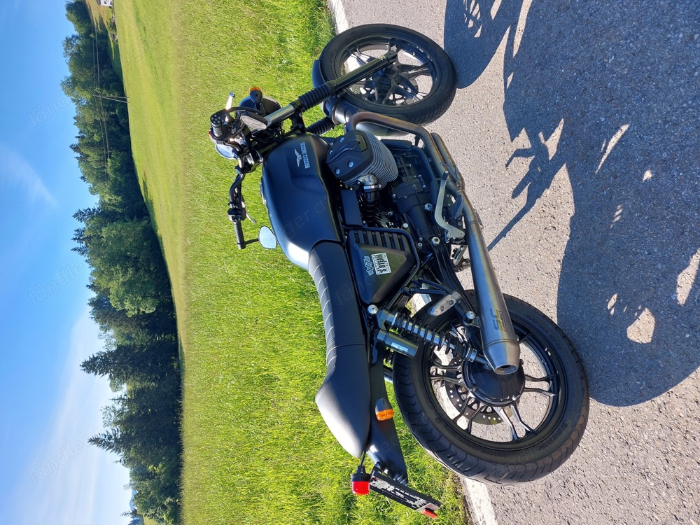 Moto Guzzi V7 STONE Cafe Racer