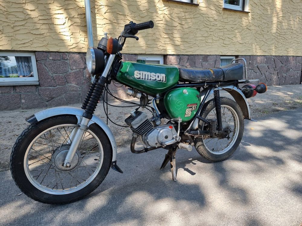 Simson S51 4 Gang mit neuem Motor.