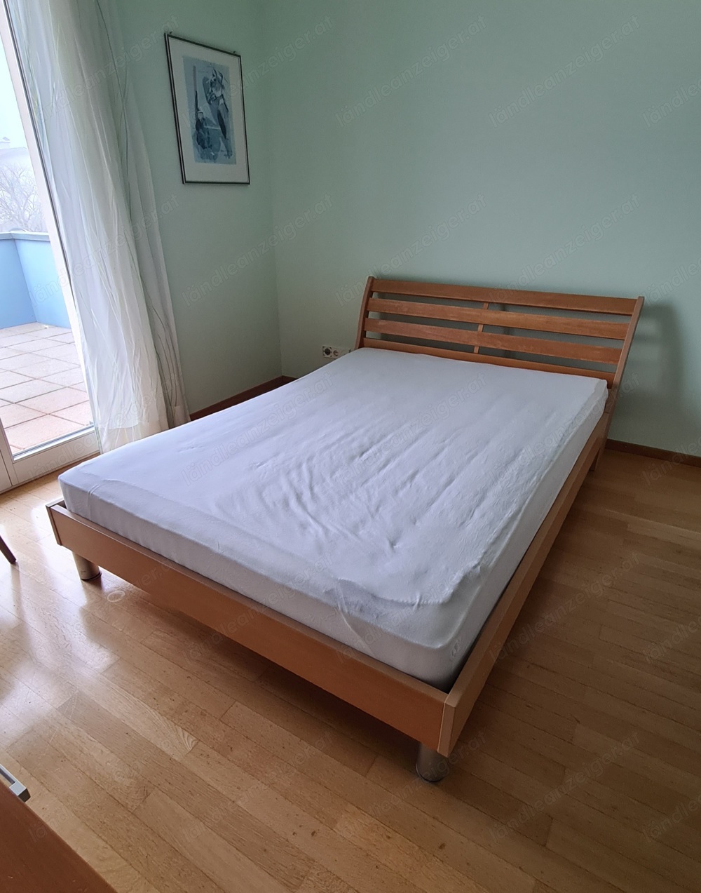 Bett 140 200cm mit Matratze 