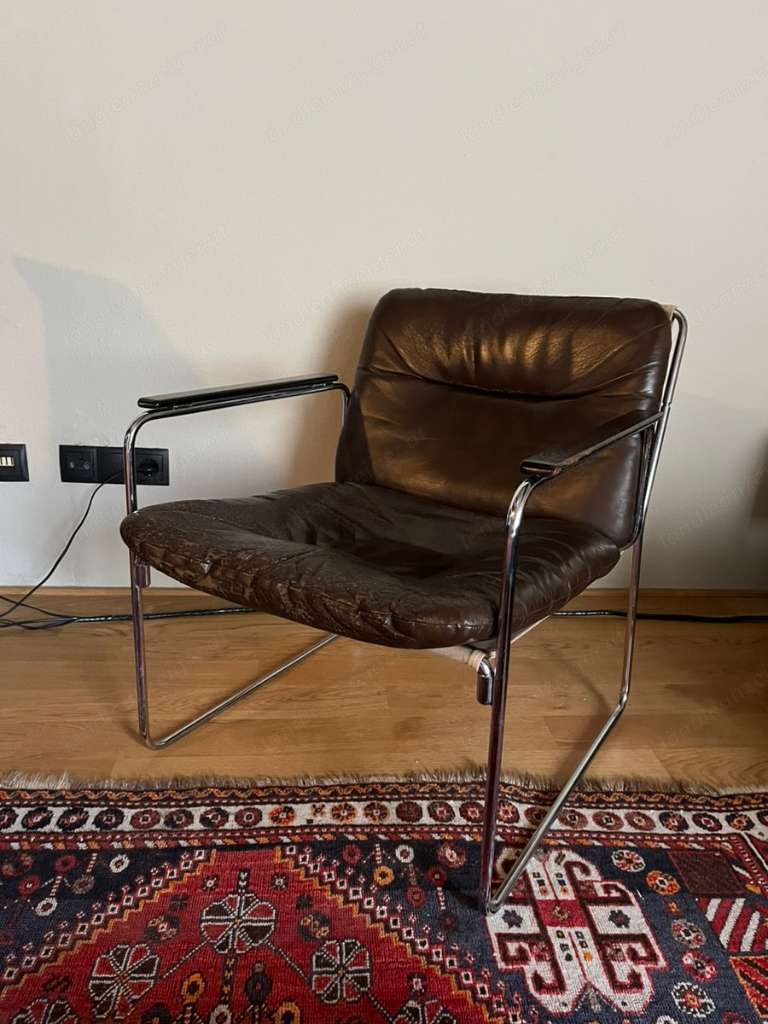 Vintage Lounge Chair