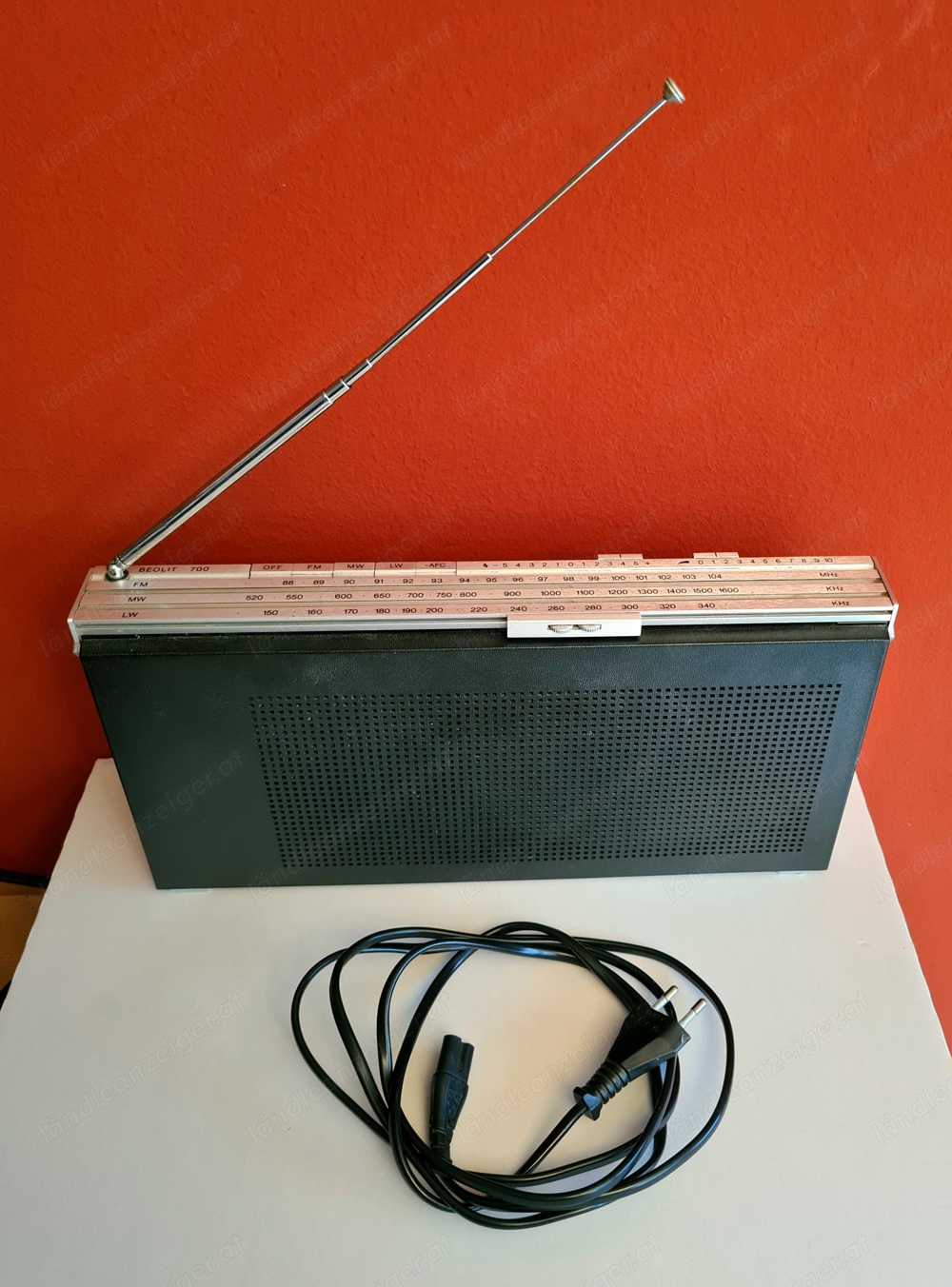 Bang & Olufsen BEOLIT 700 