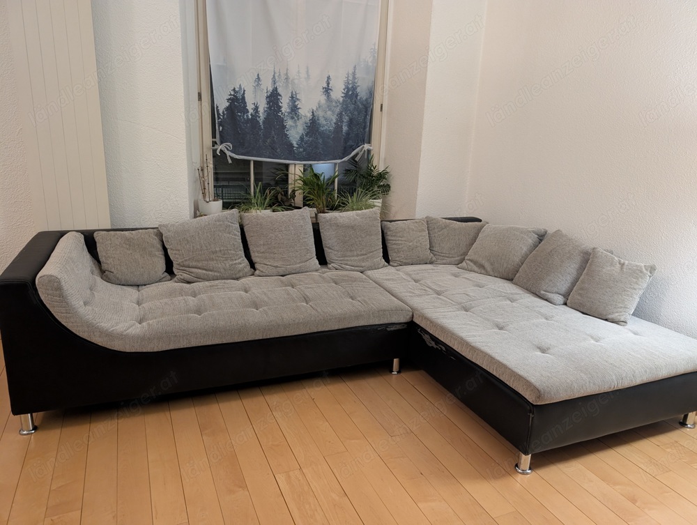 Große couch zu verschenken 