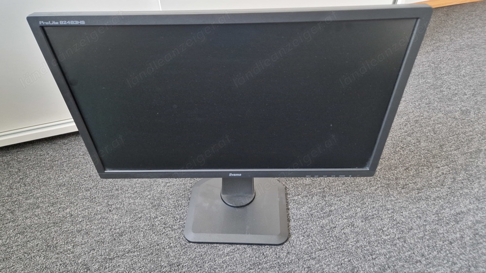 24" Monitor 24" Monitor