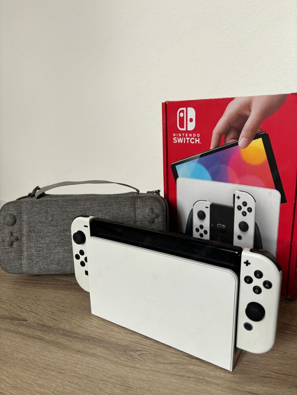 Nintendo Switch Konsole OLED Weiß Console + Tasche