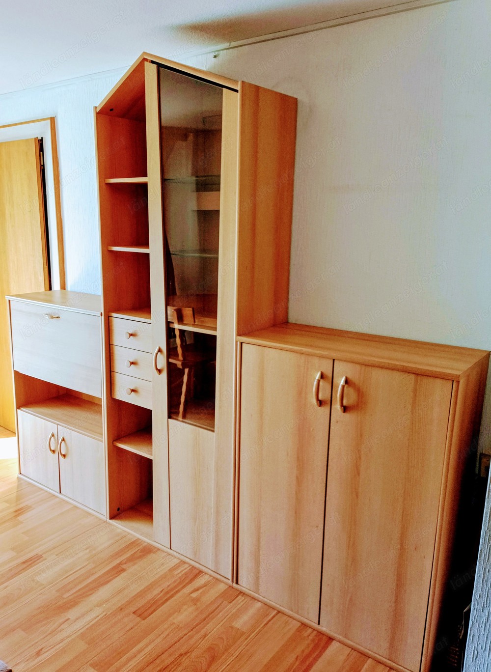 Wohnzimmerschrank 