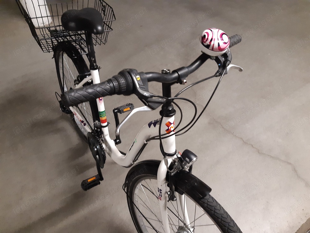 Damenfahrrad mit Tiefeinstieg !