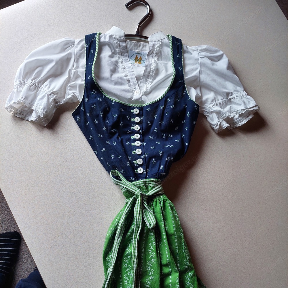 dirndl