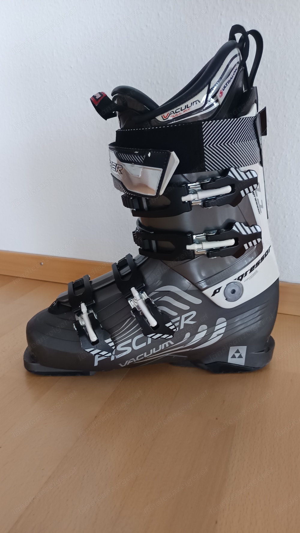 Fischer Progressor 11 Skischuhe 27.5, Flex 110