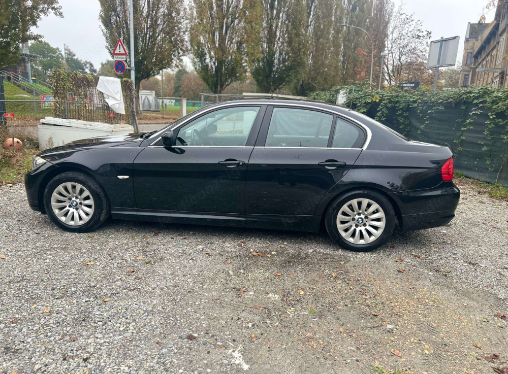 BMW 316i Neu Vorgeführt**