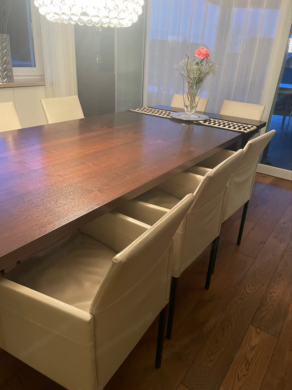 KFF Lederstühle 2 Stück á 165 (330 )