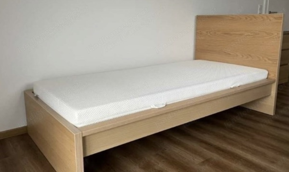 Malm Bett 90x200 zu verschenken