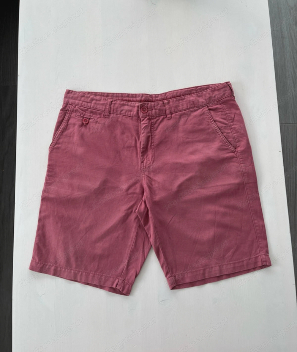 Benetton kurze Herren Hose 52