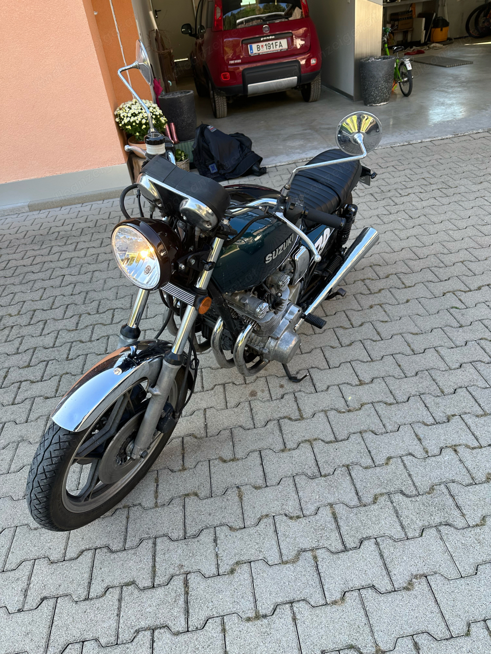 Suzuki Gs750E Vorgeführt bis Aug 2026