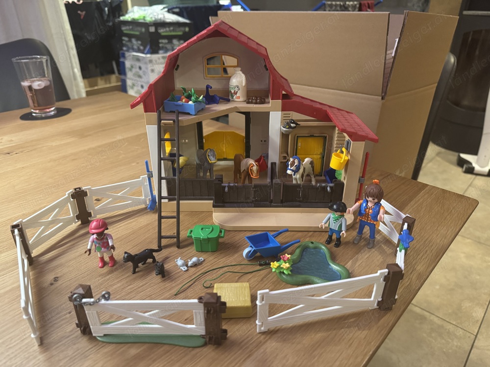 Playmobil Set Pferdestall