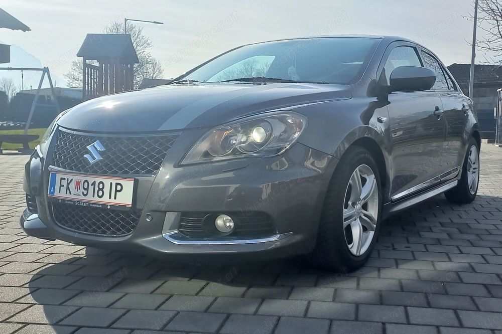 Allrad!!!! 6 Gang Automatik!!!! Leder uvm... Suzuki Kizashi