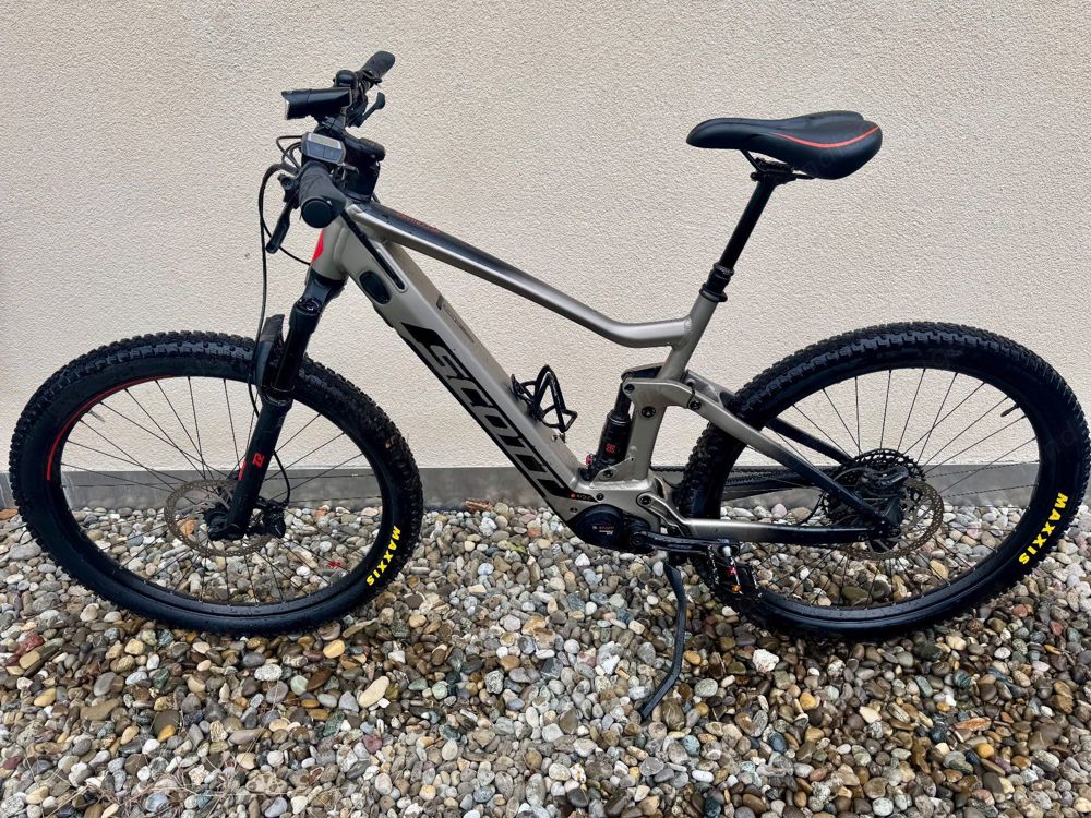 Top E-MTB Scott Strike 930 L 29Zoll