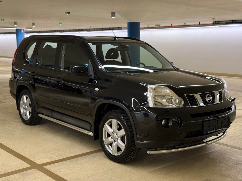 Nissan X-Trail Automatik Allrad wenig Km