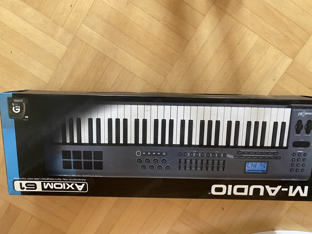 Midi-Keyboard Axiom 61