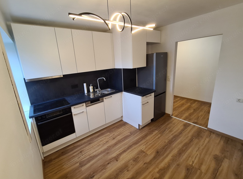 Zu verkaufen : sonnige 2zimmer Wohnung in Feldkirch, Tisis, Wolf Huber straße, 1 Etage, ca 60 m2. 