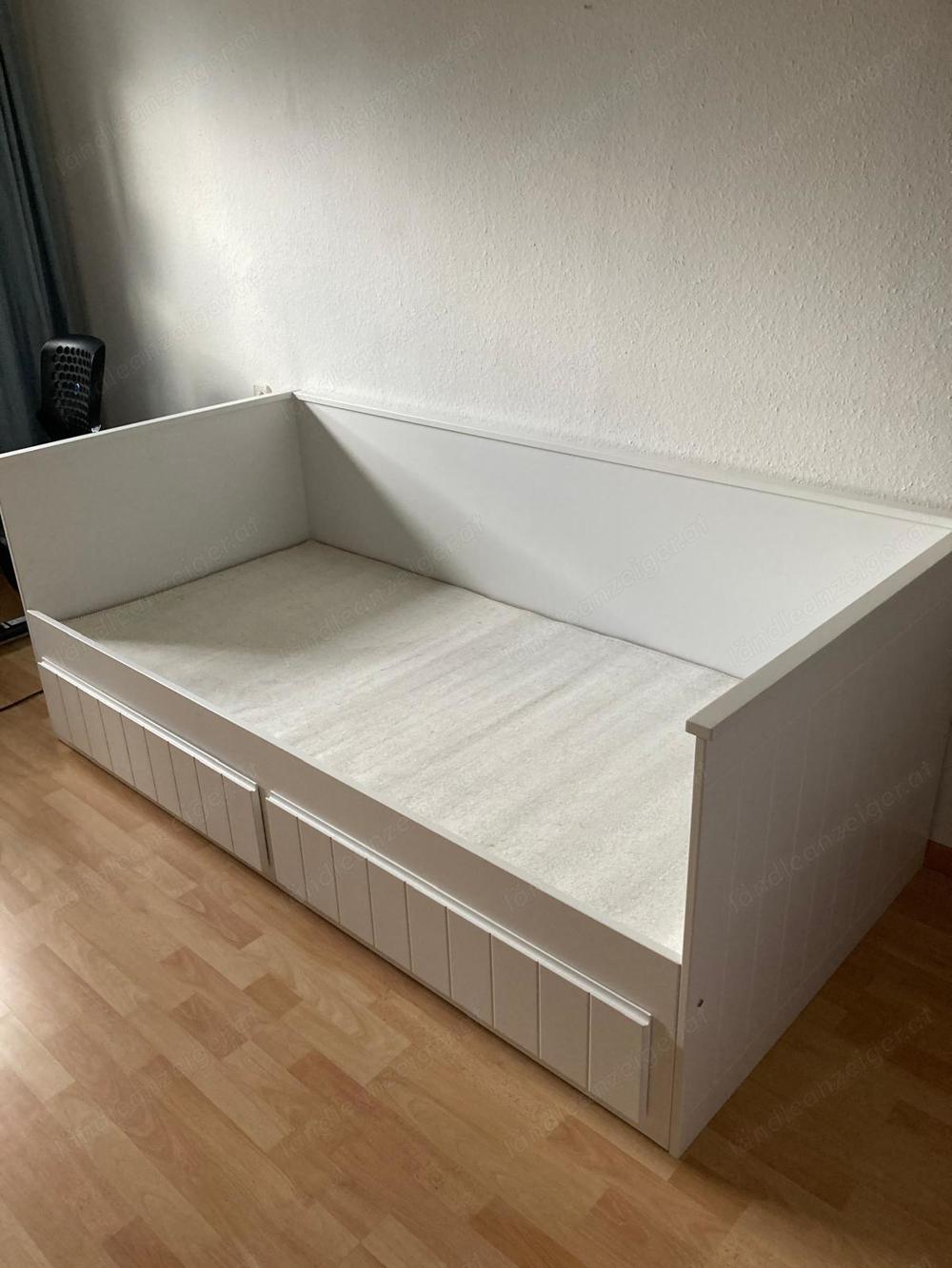 Doppelbett ausziehbar inkl. Lattenrost