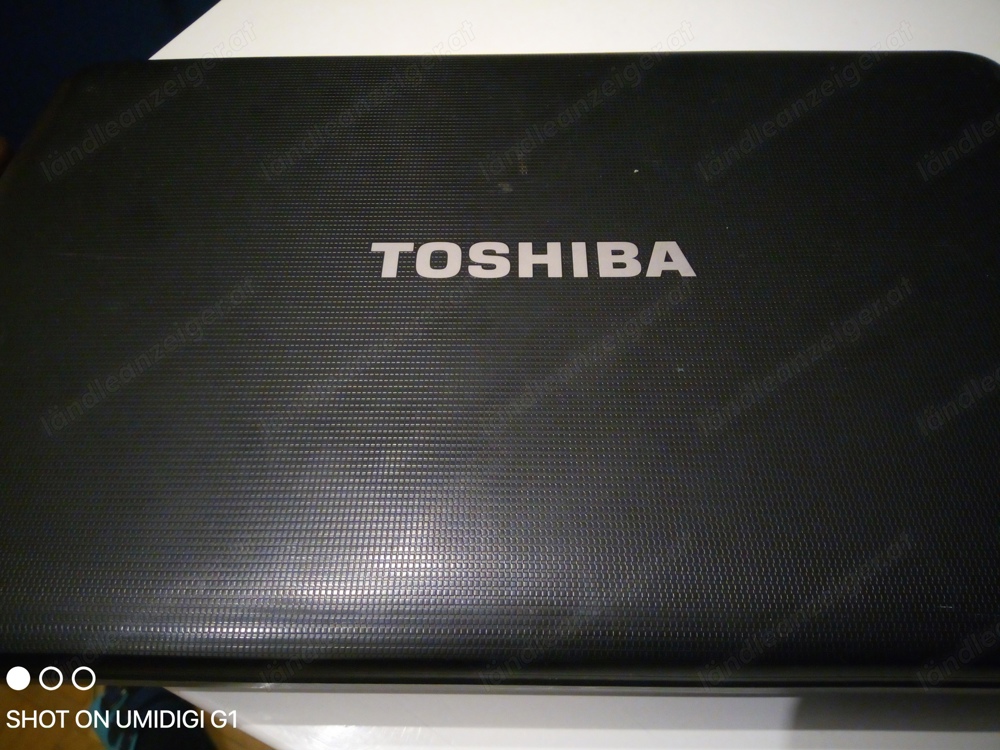 TOSHIBA Laptop