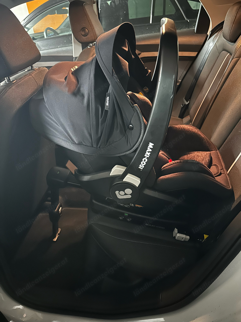 Maxi Cosi Babyschale mit Isofix