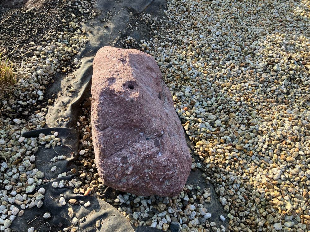 Quellstein für Brunnen Teich