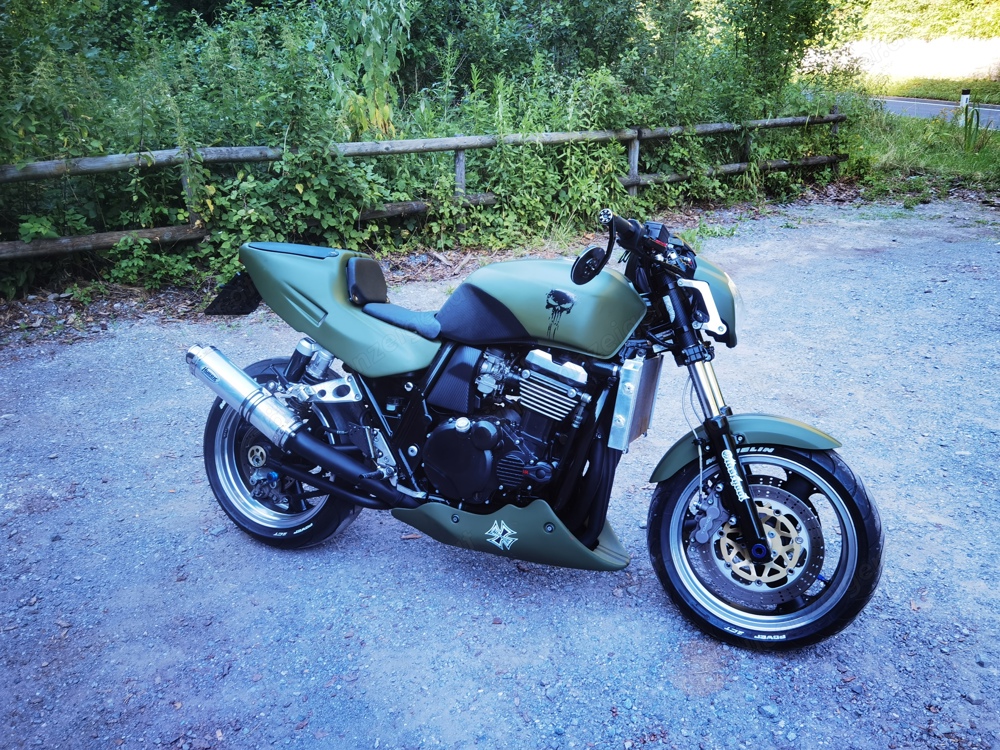 Kawasaki zrx 1100 