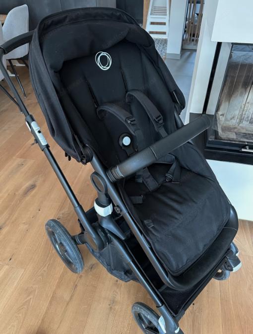 Bugaboo Fox 2 Kinderwagen Baby Sportsitz Buggy schwarz