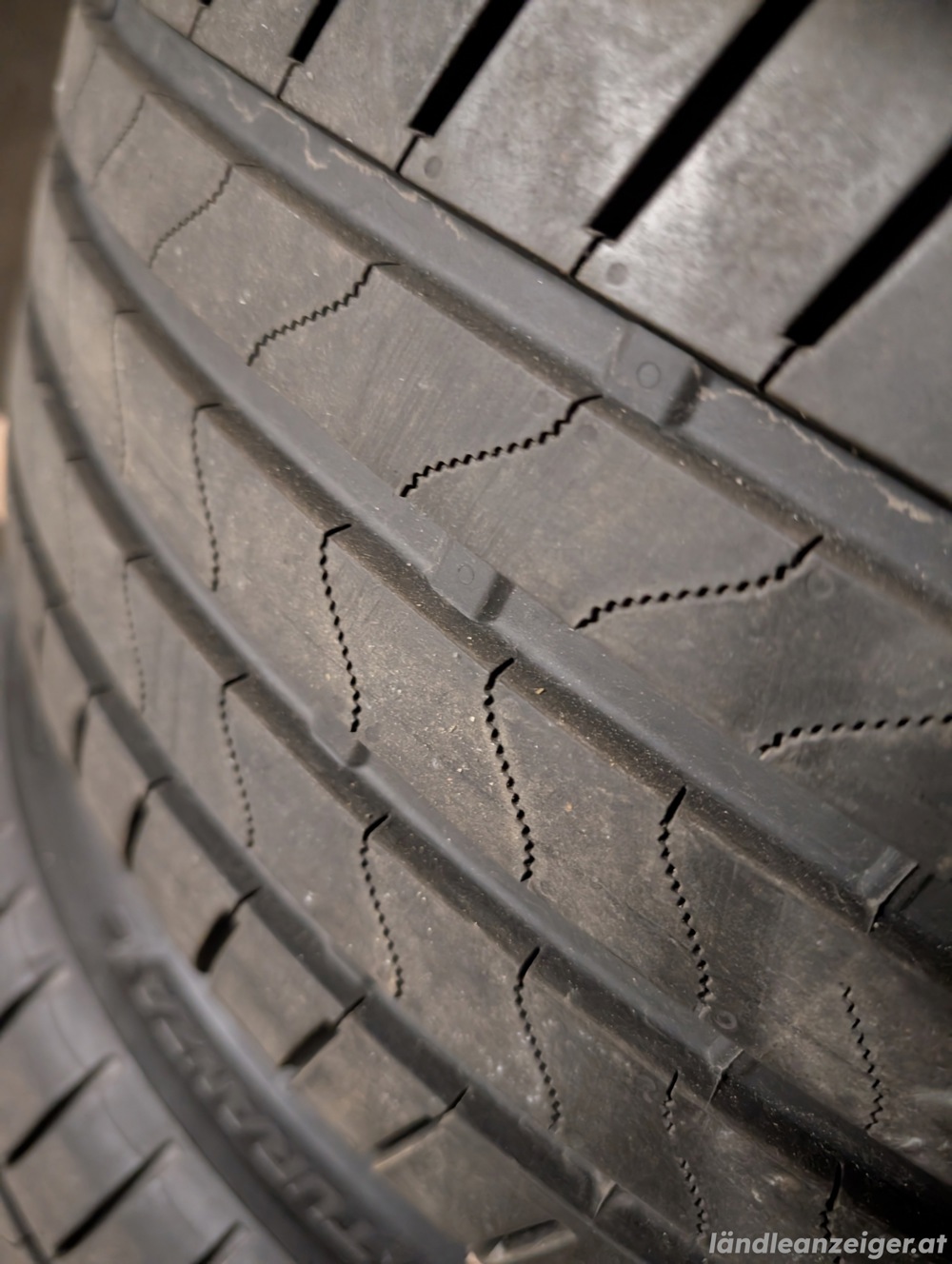 225 35R19 Bridgestone Turanza6