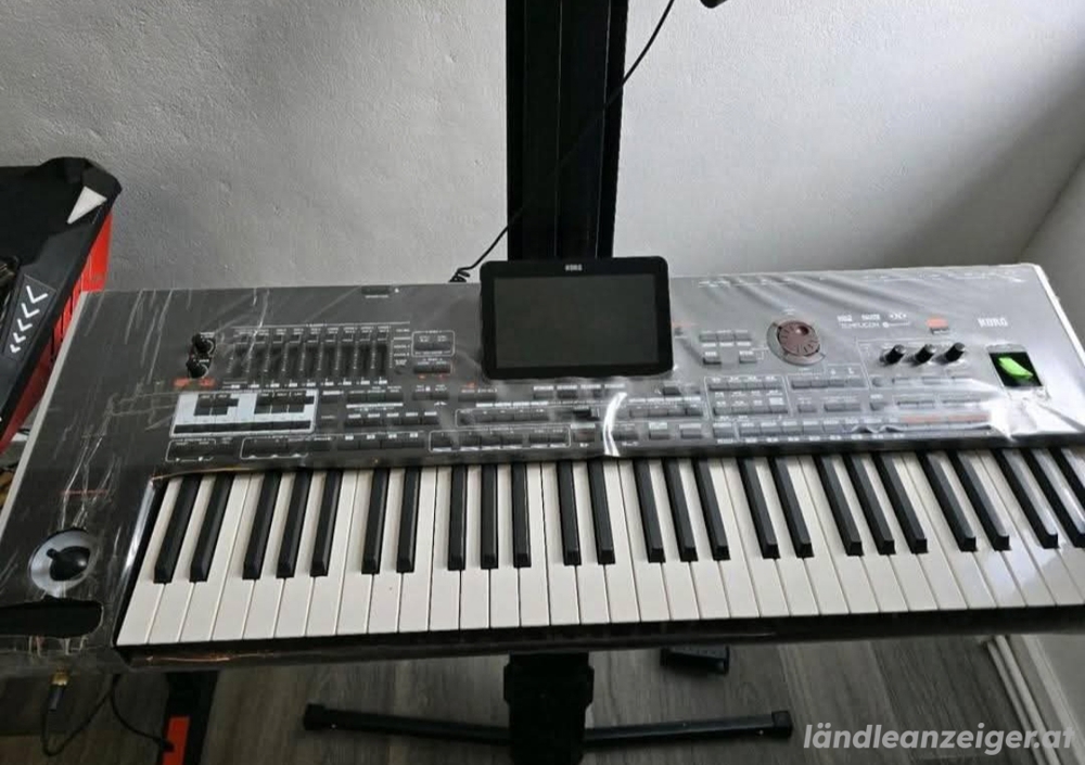 Korg Pa4x mit 76 Tasten in technisch