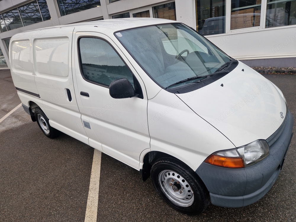 Toyota Hiace 2,5 TD  ! 69000km! 1. Besitz!   Bj:2002 