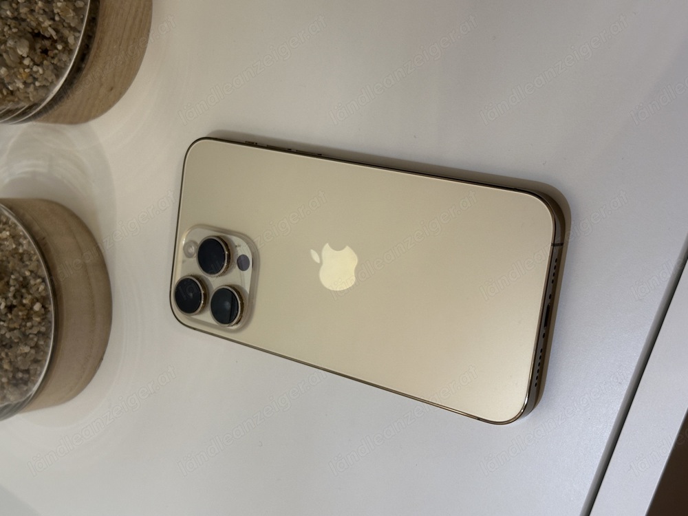 iPhone 14 Pro Max Gold