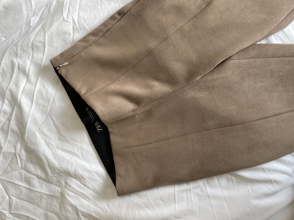 Zara Leggings aus Wildlederimitat 